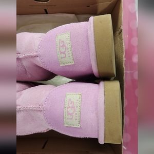 UGG TALL PINK BOOT SIZE 8